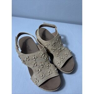 Corkys Carley Shoes Women Size 8 Beige Rattan Floral Wedge Sandals Boho